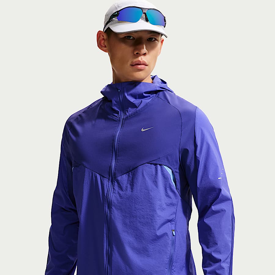 ナイキがおすすめする、ランニングに最適なレインジャケットの選び方